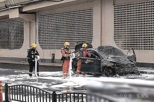 中国香港球迷：对比梅西风波，C罗深圳行更有担当